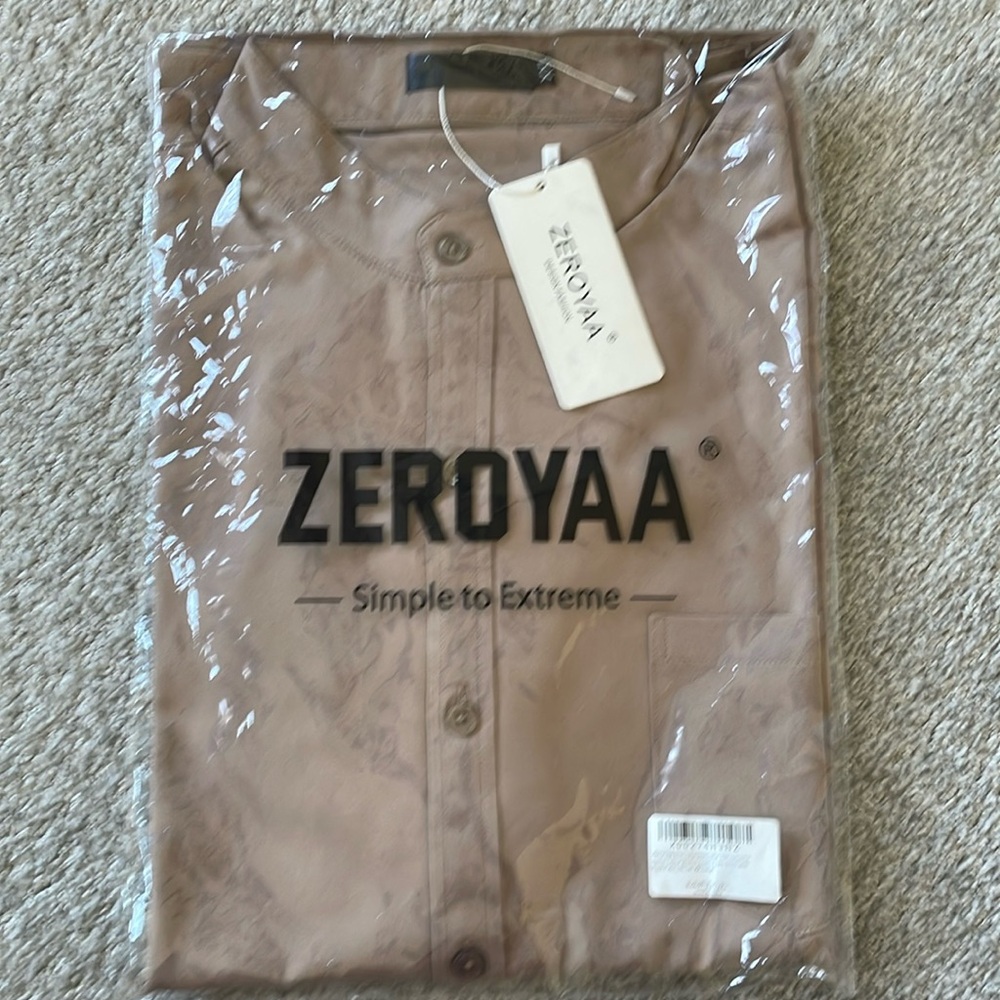 NWT Zeroyaa men’s dress shirt